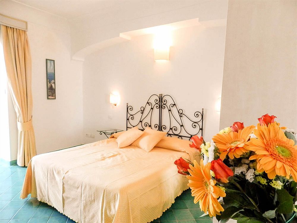 Bacio Del Sole B&B Позитано Екстериор снимка