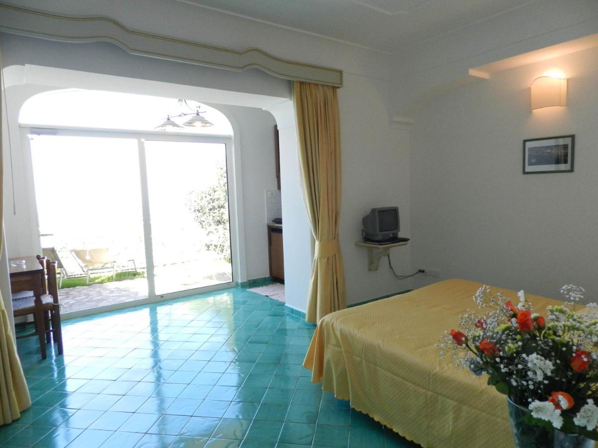 Bacio Del Sole B&B Позитано Екстериор снимка